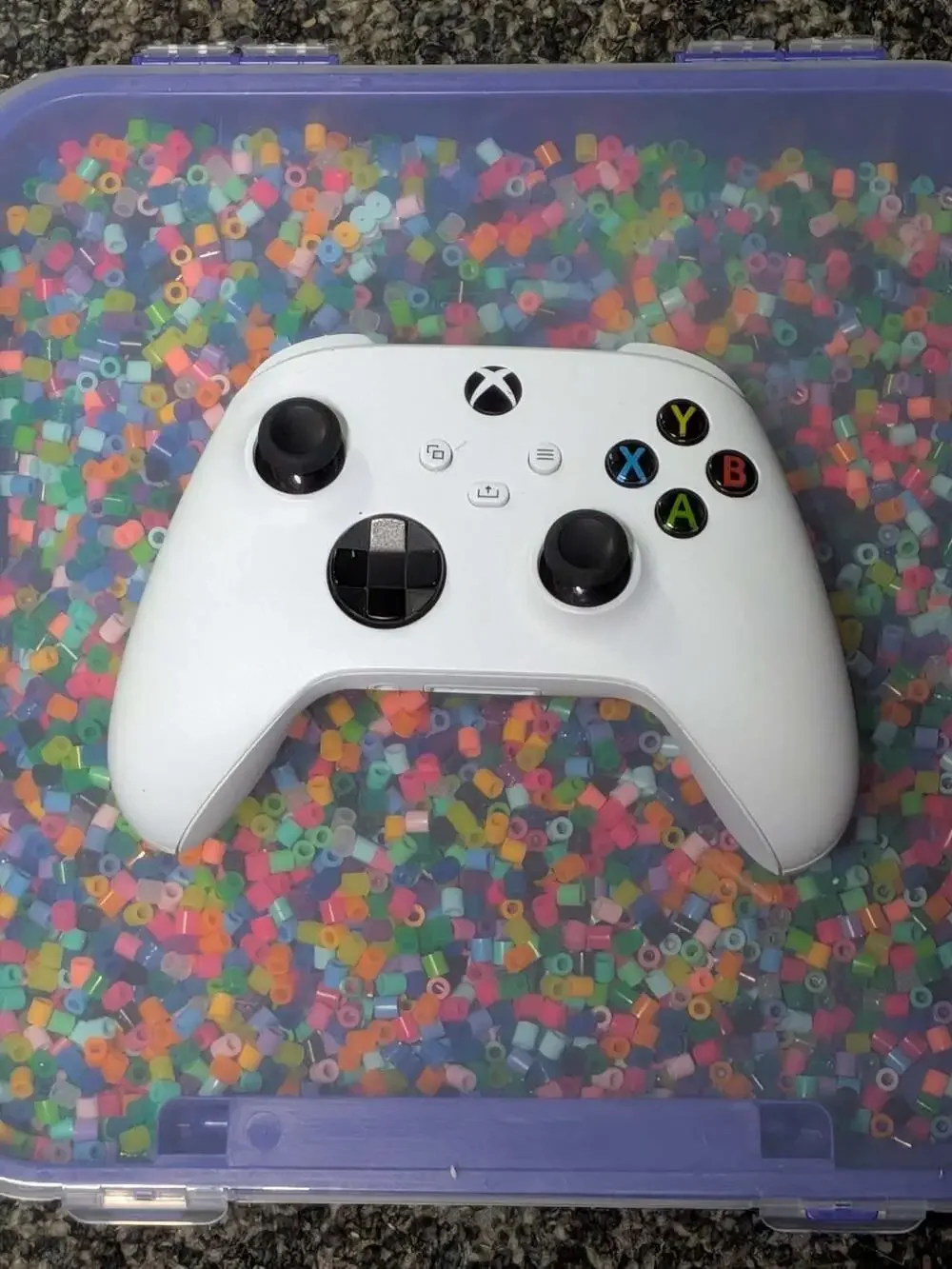 Microsoft Xbox Wireless Controller (Model 1914) - Robot White